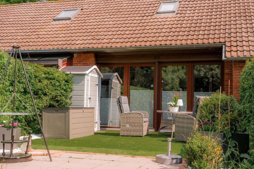 Kleines Ferienhaus Bei Greetsiel - Hunde Willkommen Krummhörn Exterior foto